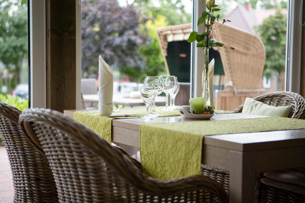 Paulsen'S Landhotel Und Restaurant Бомштедт Экстерьер фото