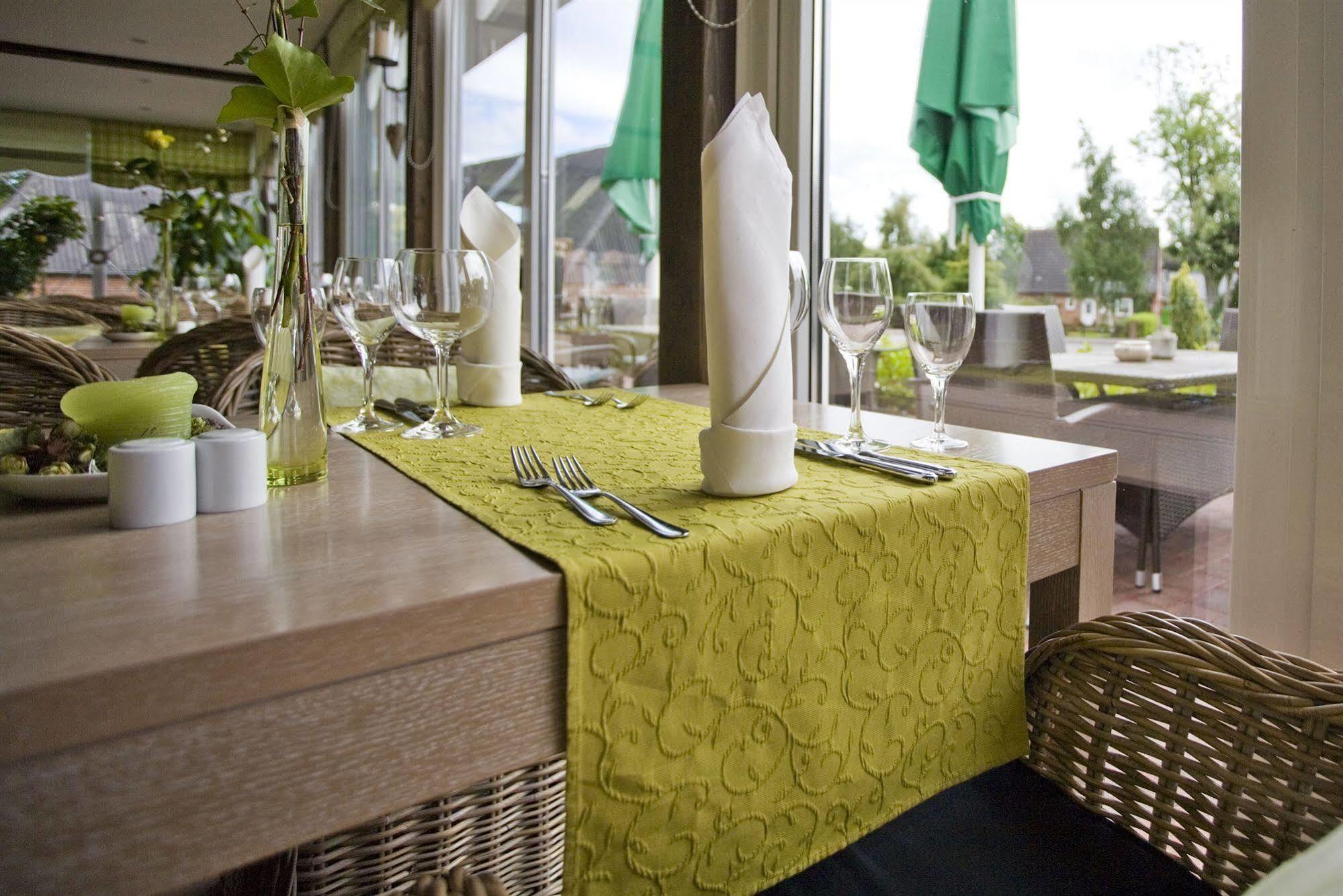 Paulsen'S Landhotel Und Restaurant Бомштедт Экстерьер фото